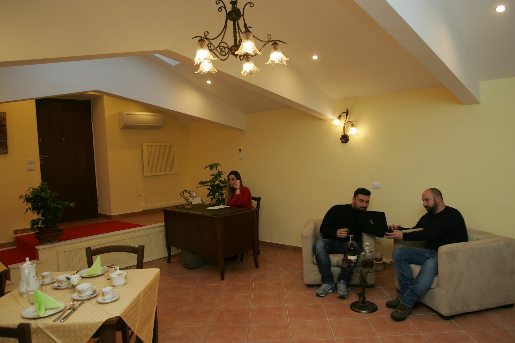 Mercatello Relais Old Couette-café